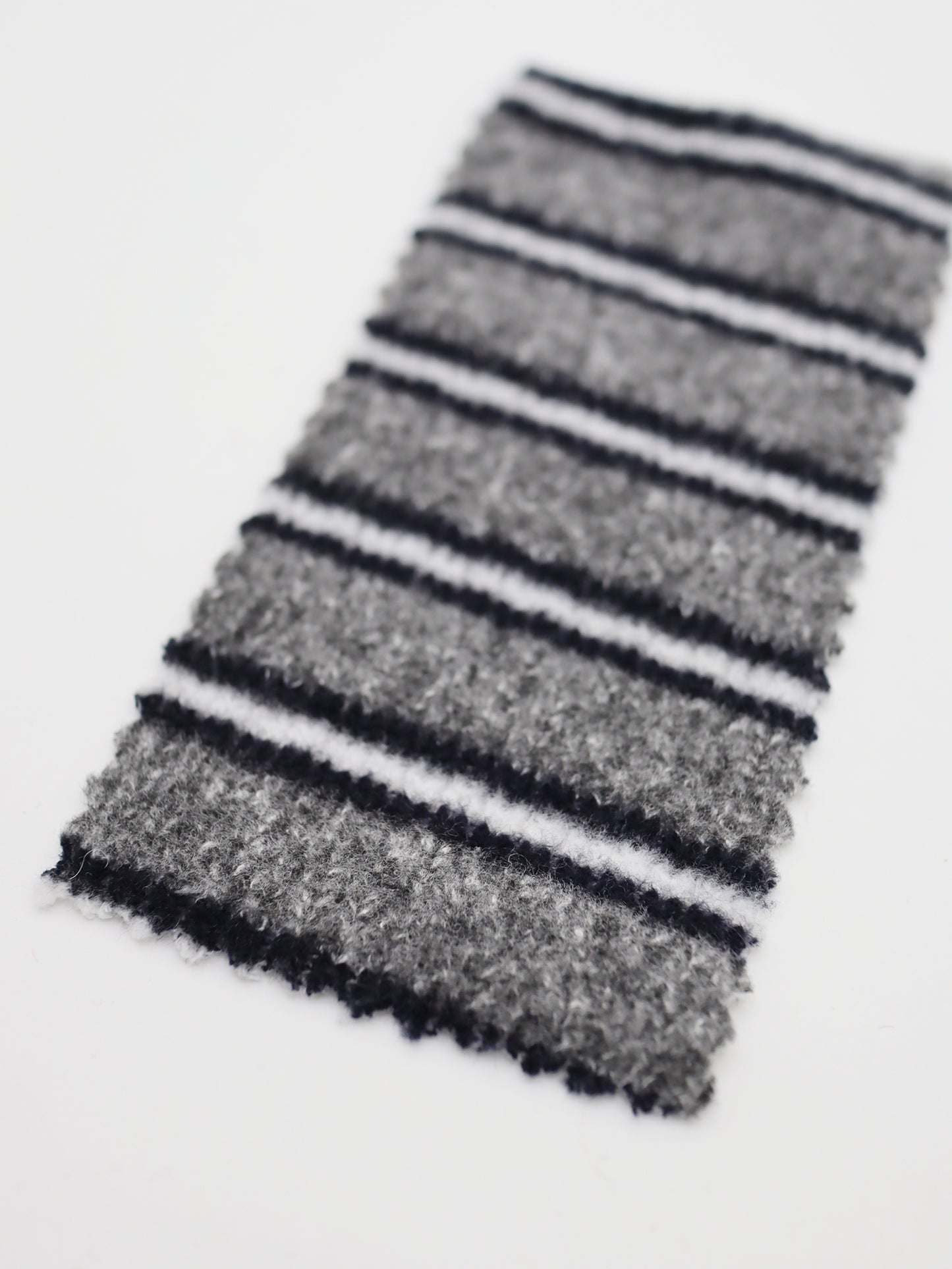 【25SS-180】起毛ボーダーリブ風二重織ニット　/0.5ｙあたり = ～1015円