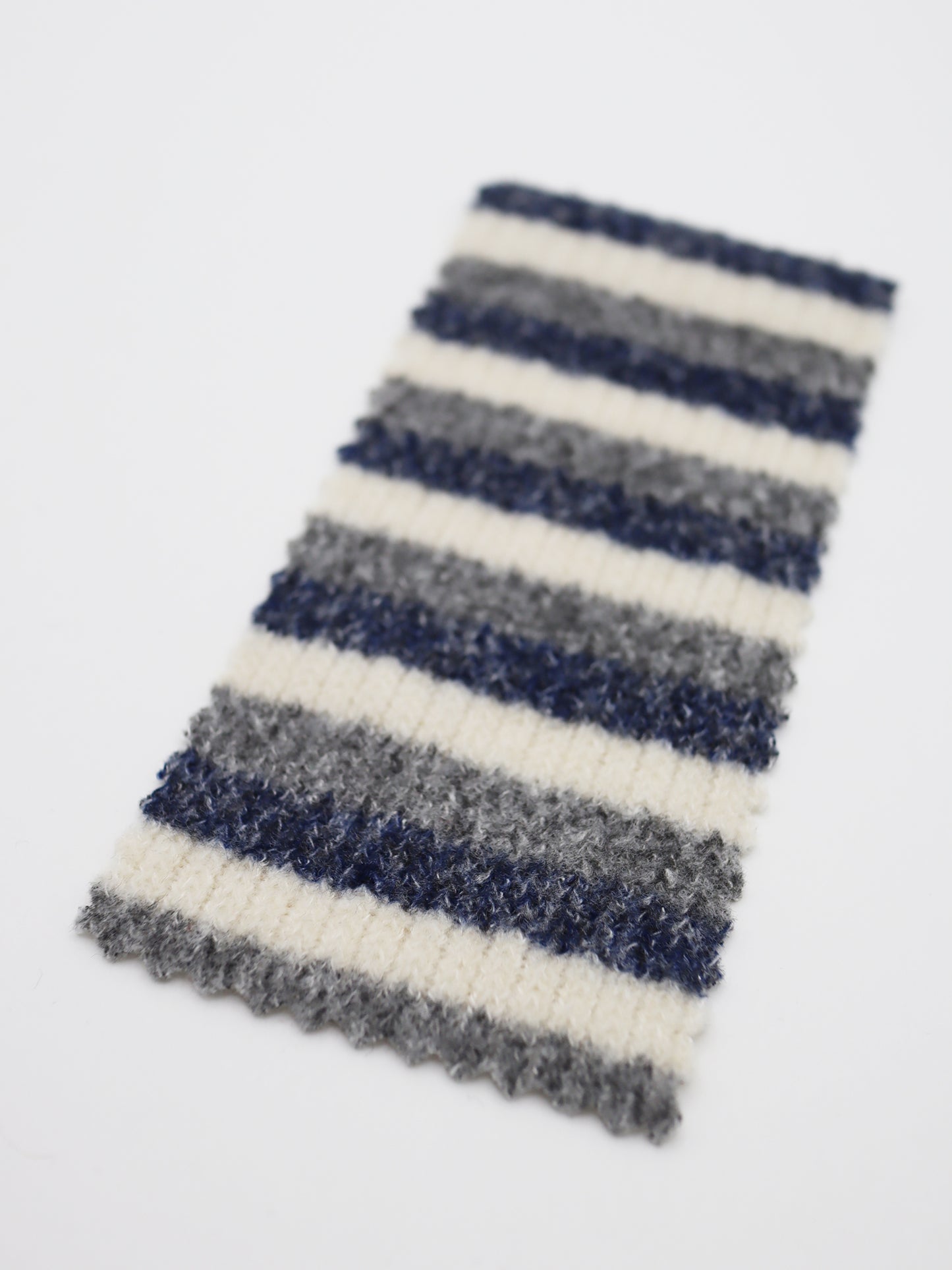 【25SS-180】起毛ボーダーリブ風二重織ニット　/0.5ｙあたり = ～1015円