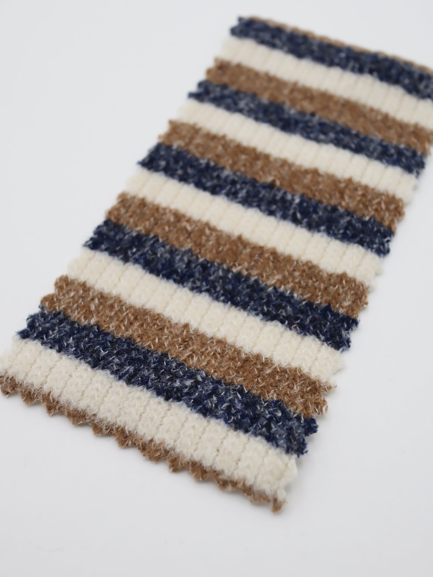 【25SS-180】起毛ボーダーリブ風二重織ニット　/0.5ｙあたり = ～1015円