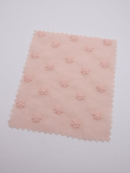 綿100%・精密プチフラワー刺繍ローン生地｜【生地幅】約137センチ 【混率】綿100％｜春夏ブラウス・ワンピース・子供服向け