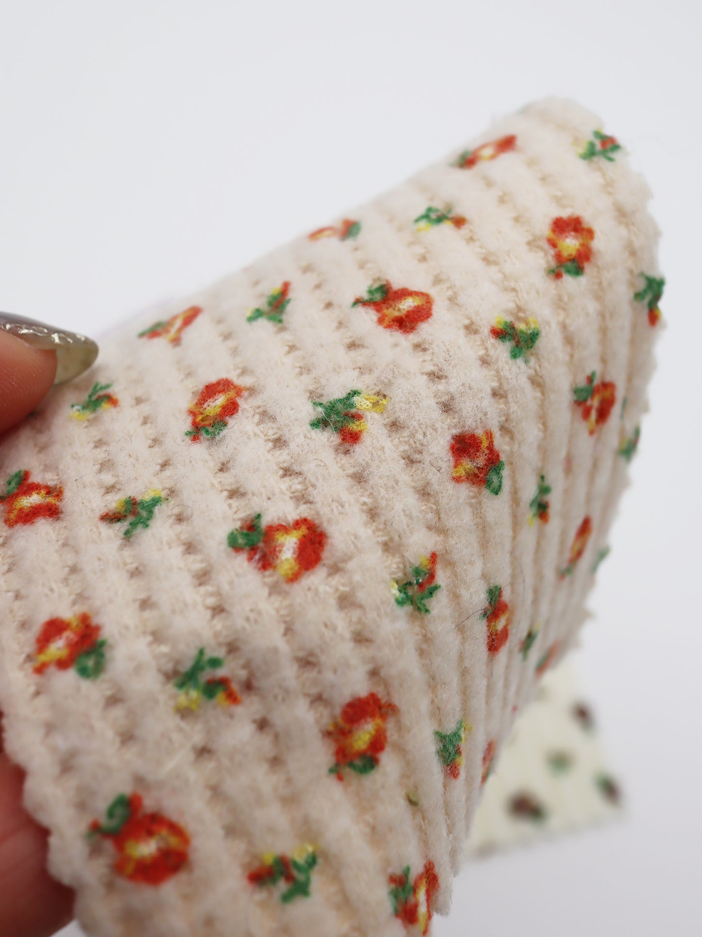 【25SS-135】起毛小花柄プリントワッフルニット　/0.5ｙあたり = ～1240円