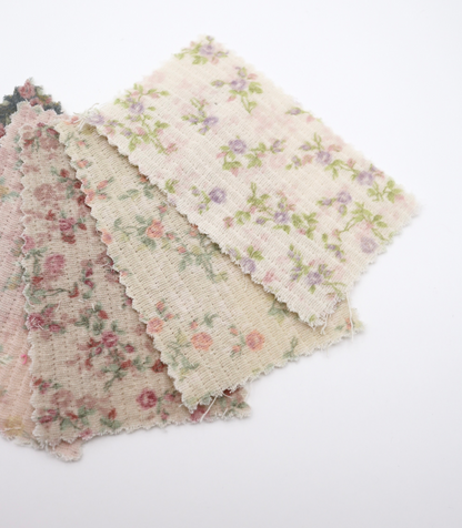 【25SS-264】小花柄プリント細キルティングヌビ　/0.5ｙあたり=～1110円