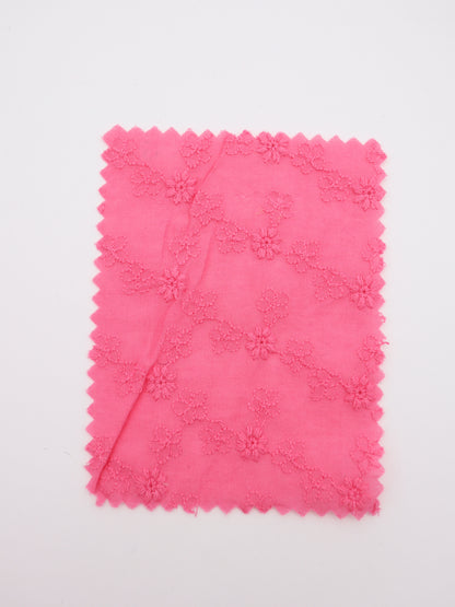 綿100%・プチフラワー刺繍ローン生地｜【生地幅】約129センチ 【混率】綿100％｜春夏ブラウス・ワンピース・子供服向け