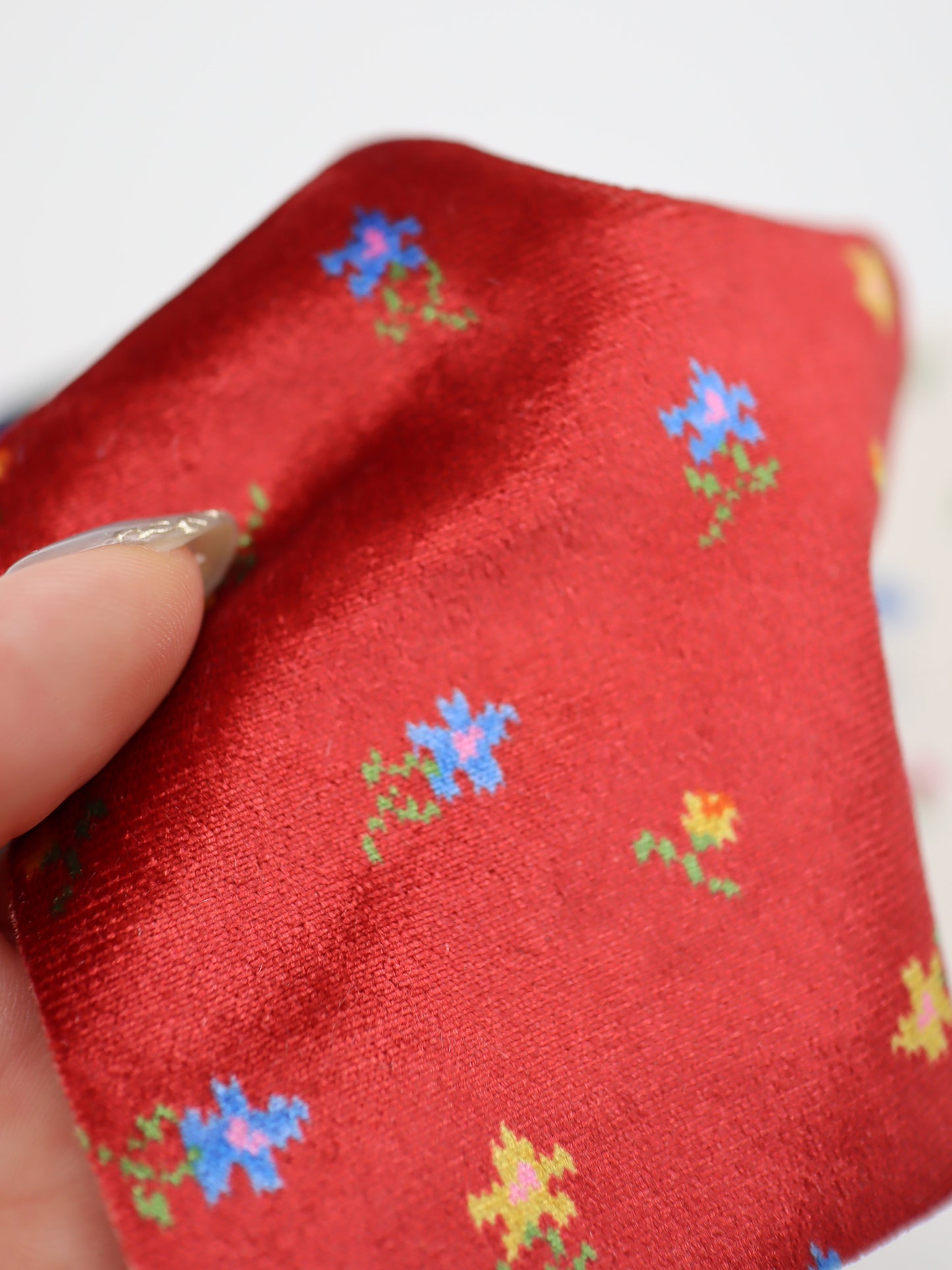 【25SS-132】小花柄プリントストレッチベロア　/0.5ｙあたり = ～1040円