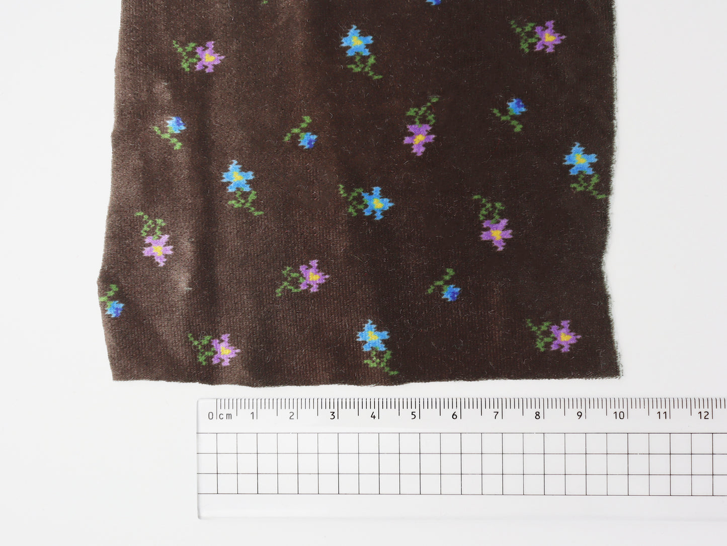 【25SS-132】小花柄プリントストレッチベロア　/0.5ｙあたり = ～1040円