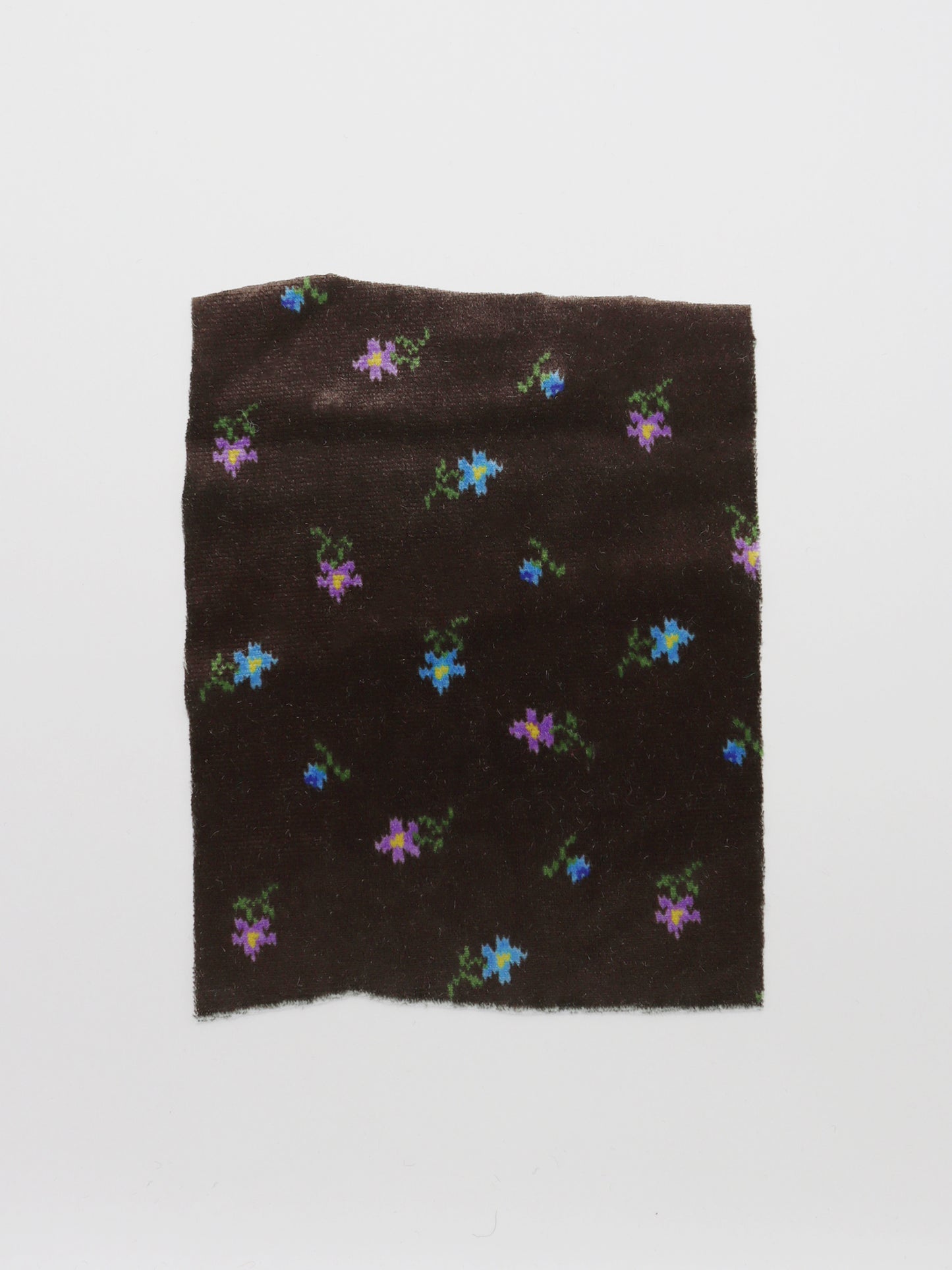 【25SS-132】小花柄プリントストレッチベロア　/0.5ｙあたり = ～1040円