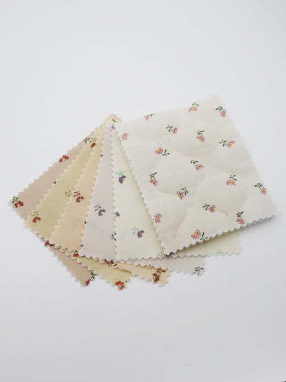 【25SS-099】小花プリントキルティングコーデュロイ　/0.5ｙあたり = ～1320円