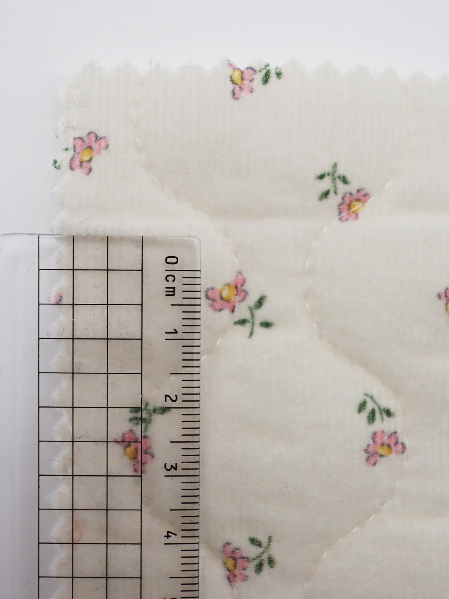 【25SS-099】小花プリントキルティングコーデュロイ　/0.5ｙあたり = ～1320円