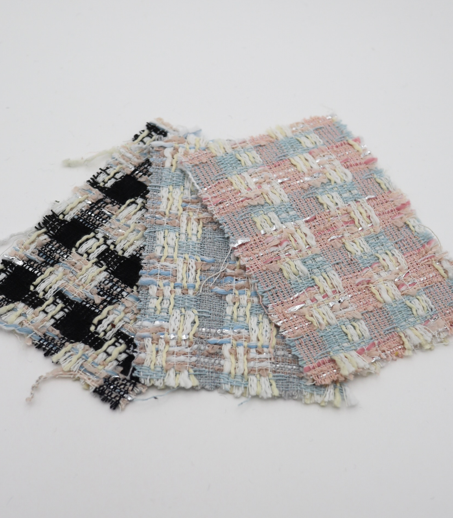 【25SS-331】ラメ糸入りミックスヤーンツイード　/0.5ｙあたり=～1055円