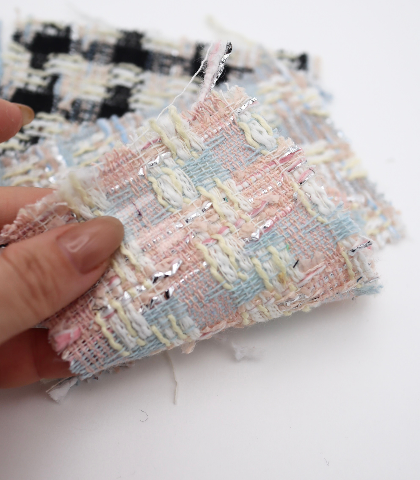 【25SS-331】ラメ糸入りミックスヤーンツイード　/0.5ｙあたり=～1055円