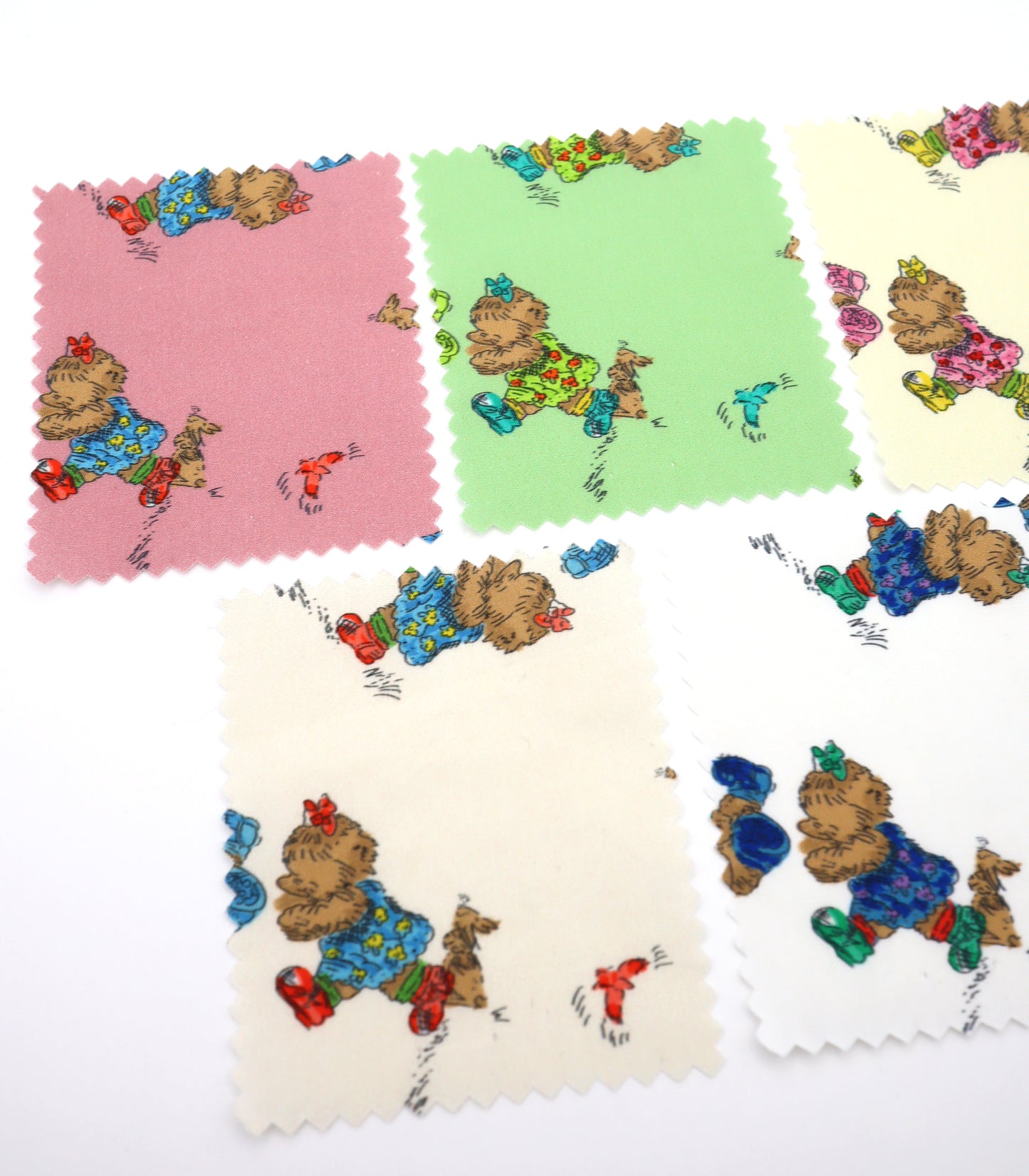 【25SS-246】追いかけっこクマちゃんプリント綿ローン　/0.5ｙあたり = ～850円