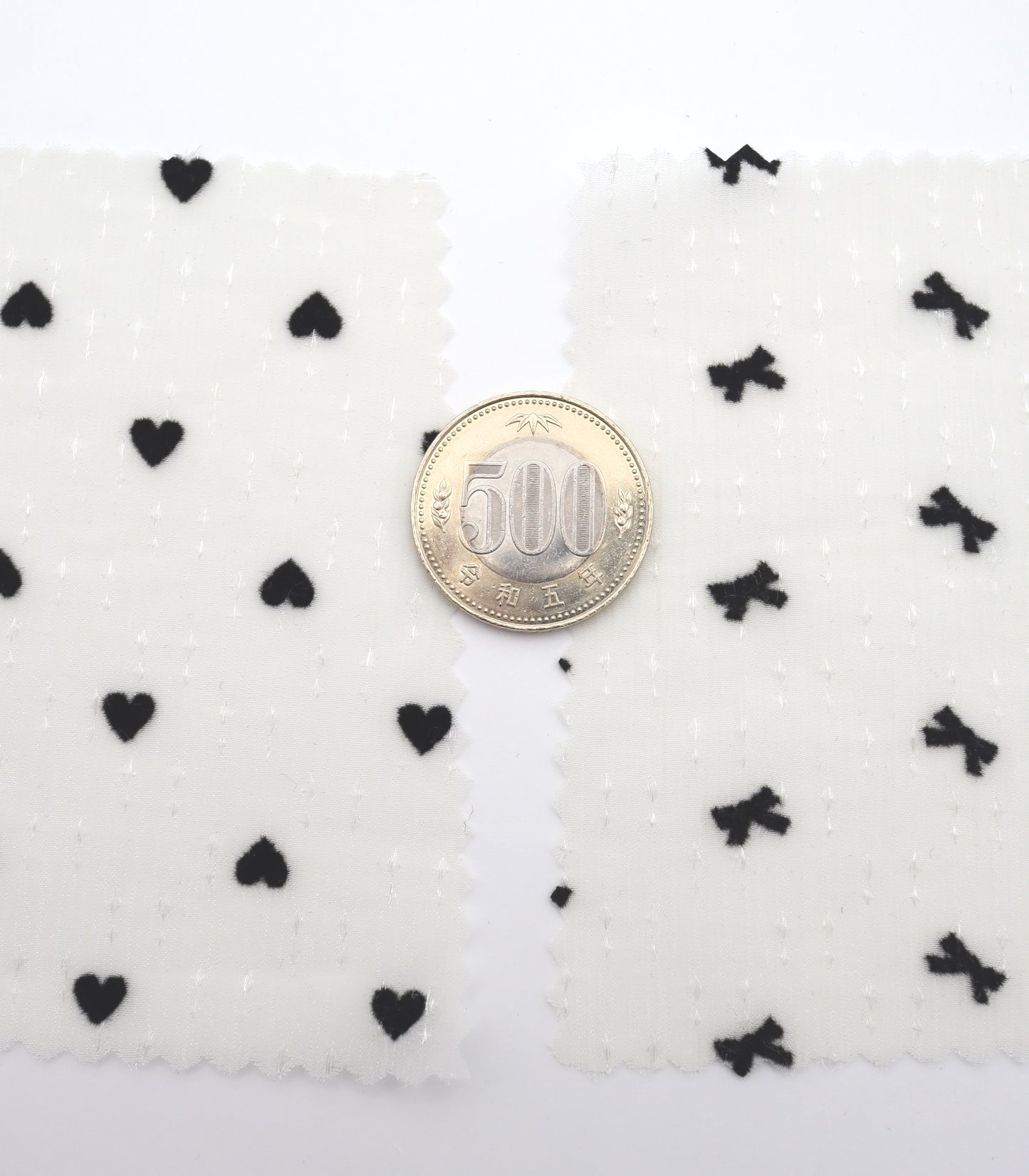 【25SS-248】ハートorリボンフロッキープリントきらきら楊柳シフォン　/0.5ｙあたり = ～650円