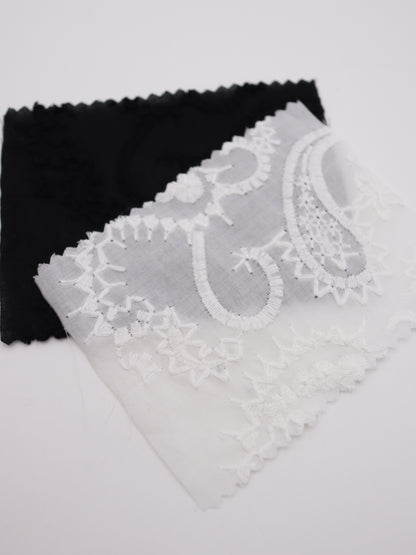 綿100%・ペイズリー刺繍レース生地｜【生地幅】約132センチ 【混率】綿100％｜春夏ブラウス・ワンピース・子供服向け 26SS-102