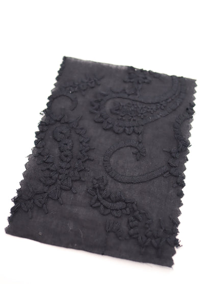 綿100%・ペイズリー刺繍レース生地｜【生地幅】約132センチ 【混率】綿100％｜春夏ブラウス・ワンピース・子供服向け 26SS-102