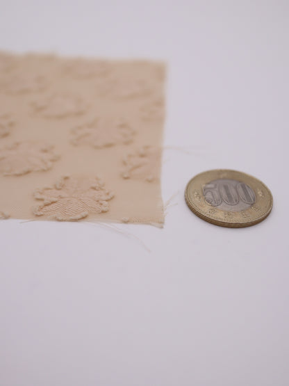 3Dフラワー・ジャガードシフォン｜142cm広幅・ポリエステル100%・超軽量・高意匠・高通気・透け感｜ドッグウェア・春夏ブラウス・装飾ティアードスカート向け｜26SS-121【生地仕入れ代行卸】