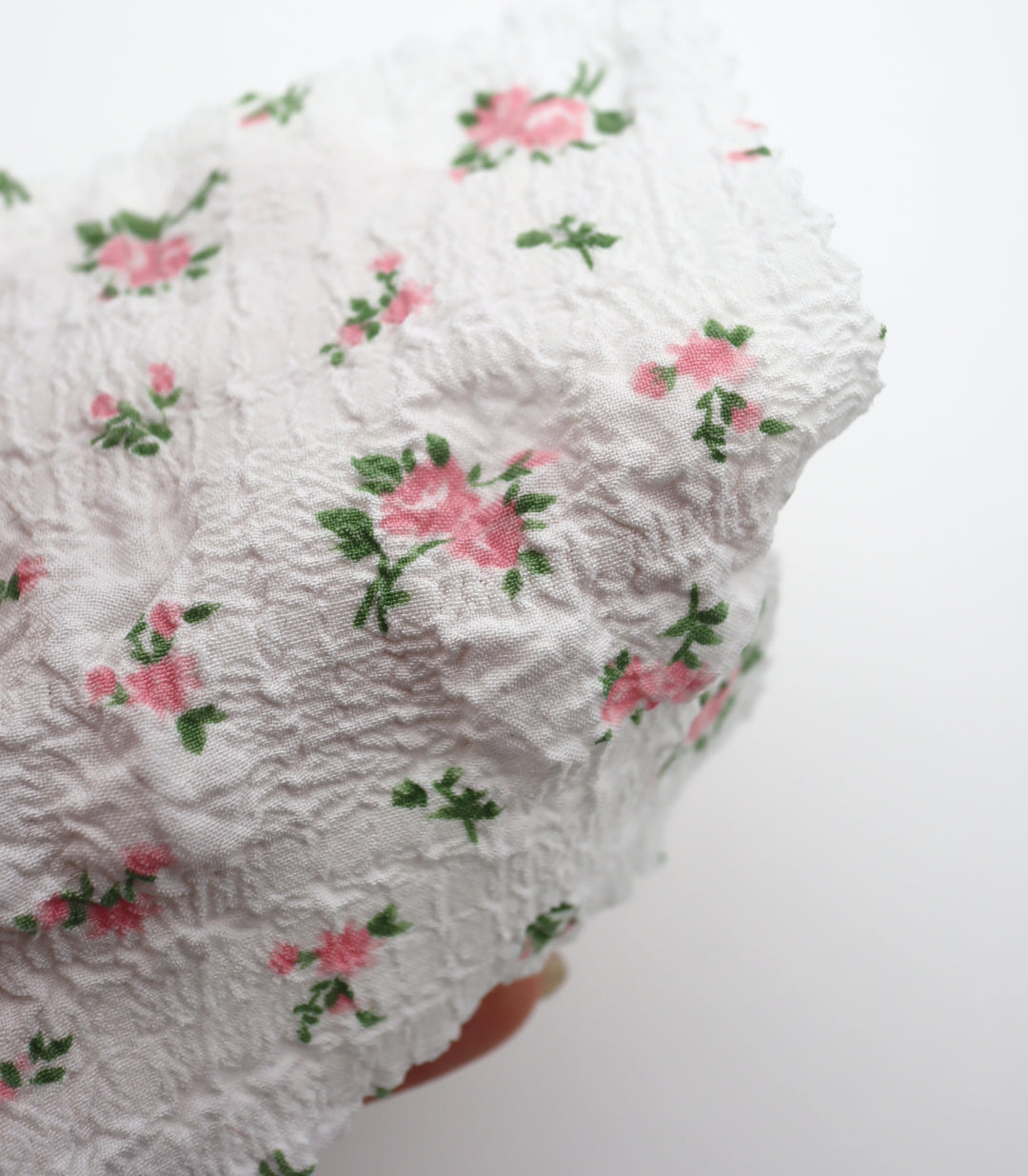 【25SS-251】ぽこぽこ格子絞り風小花柄プリントリップル　/0.5ｙあたり = ～710円