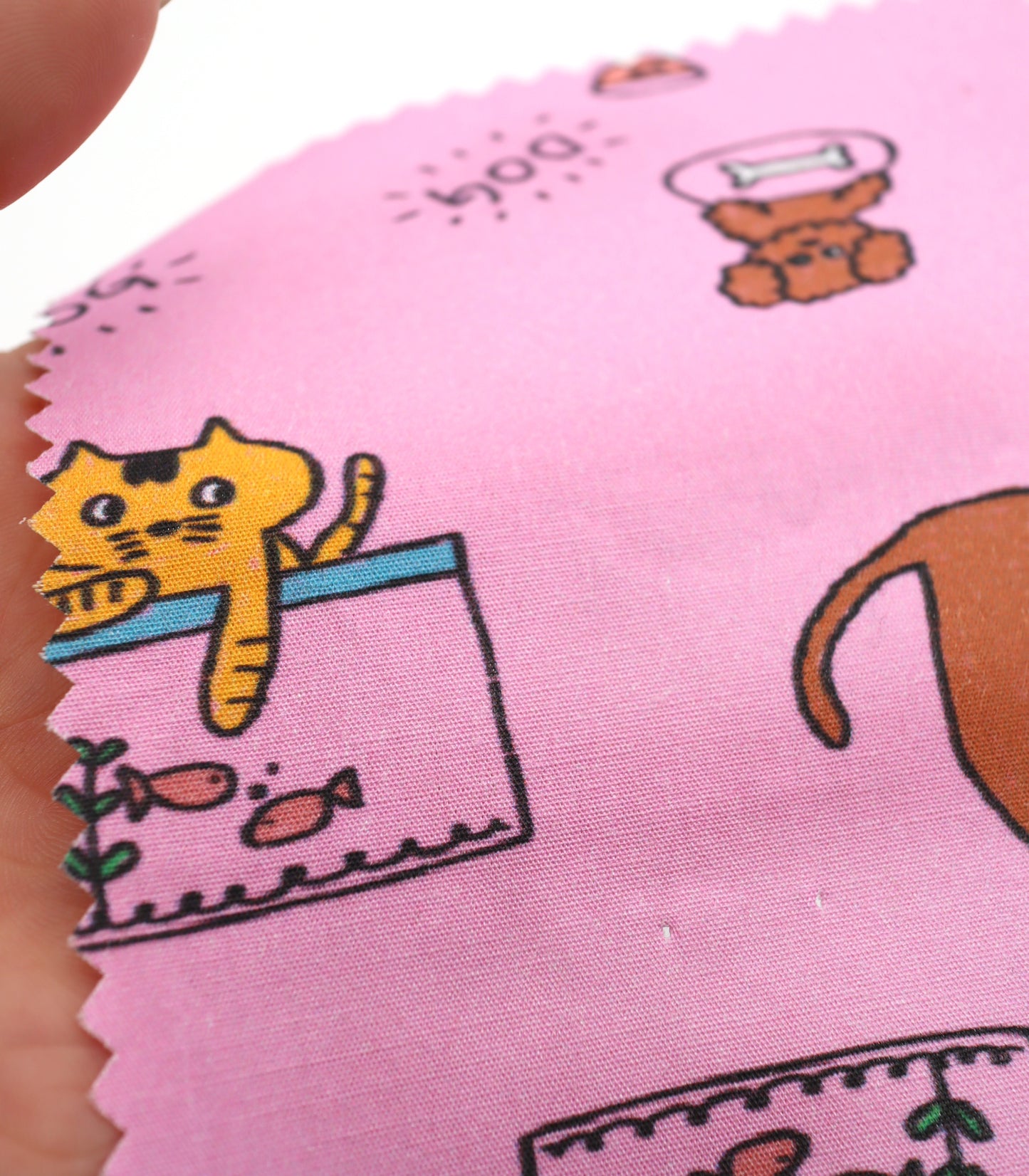 【25SS-253】仲良しワンにゃんずプリント綿ローン　/0.5ｙあたり = ～850円