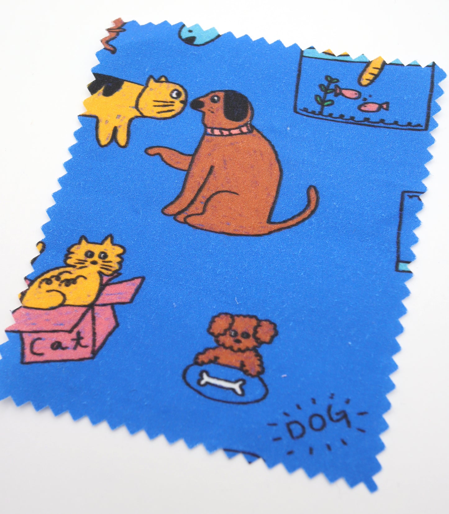 【25SS-253】仲良しワンにゃんずプリント綿ローン　/0.5ｙあたり = ～850円