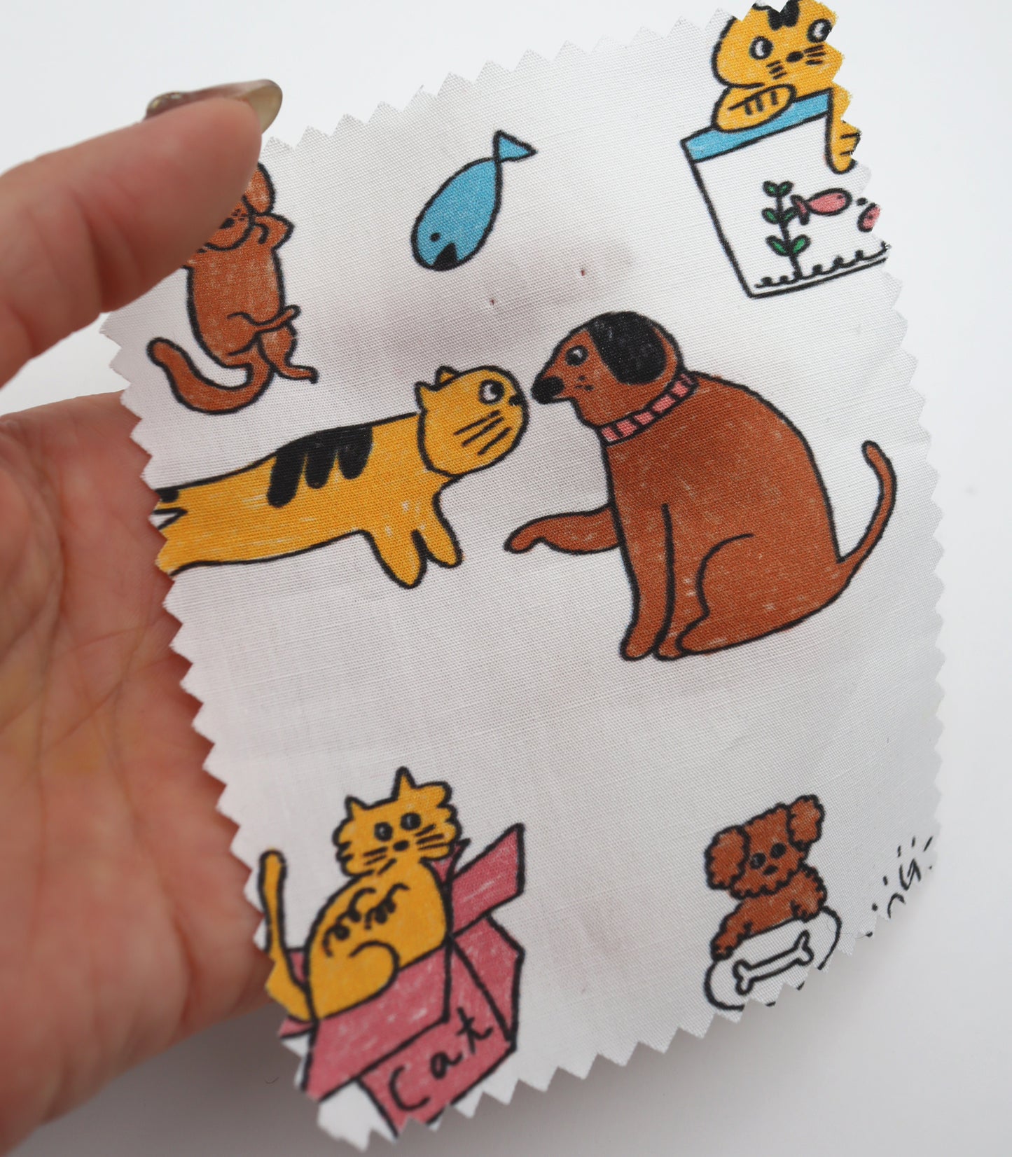 【25SS-253】仲良しワンにゃんずプリント綿ローン　/0.5ｙあたり = ～850円