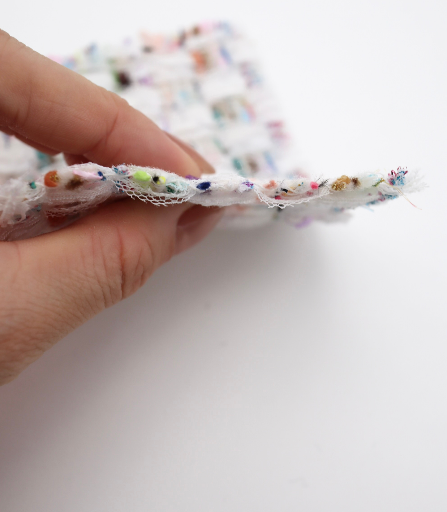 【25SS-335】テープ×チュールヤーンミックスツイード　/0.5ｙあたり=～2075円