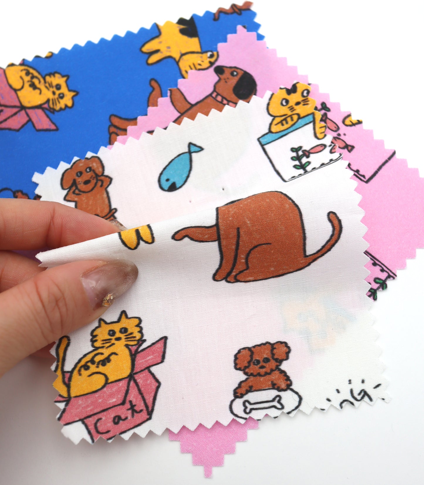 【25SS-253】仲良しワンにゃんずプリント綿ローン　/0.5ｙあたり = ～850円