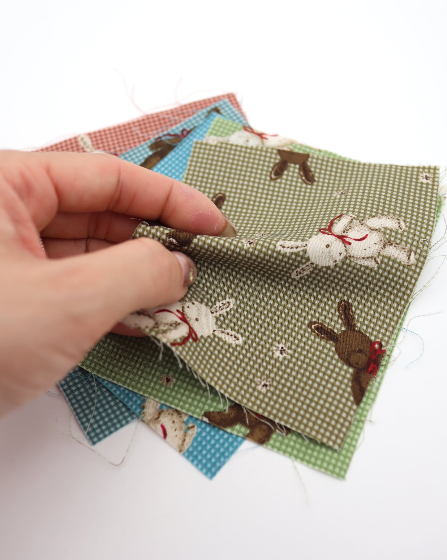 【25SS-234】リボン付きうさちゃん×ギンガムチェック綿ローン　/0.5ｙあたり = ～770円