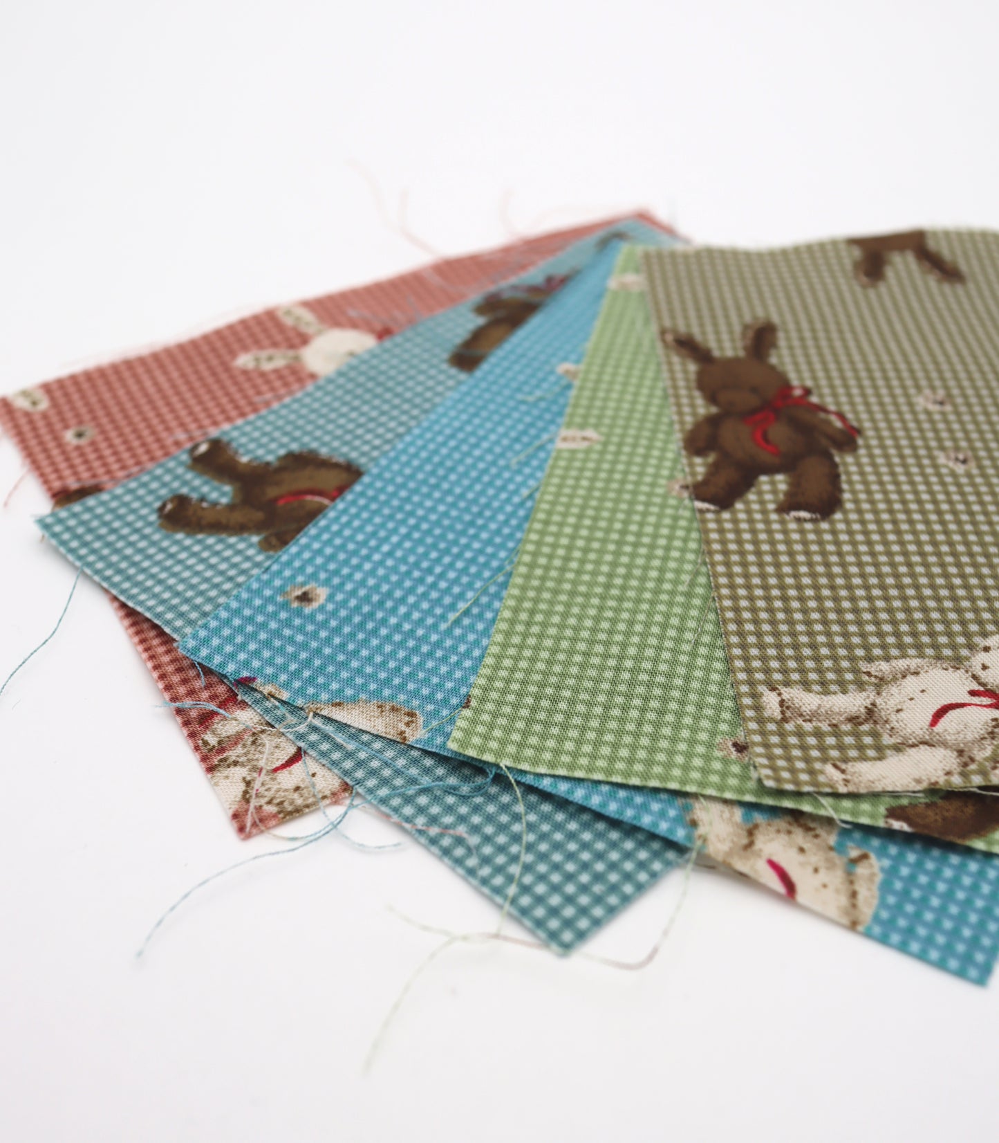 【25SS-234】リボン付きうさちゃん×ギンガムチェック綿ローン　/0.5ｙあたり = ～770円