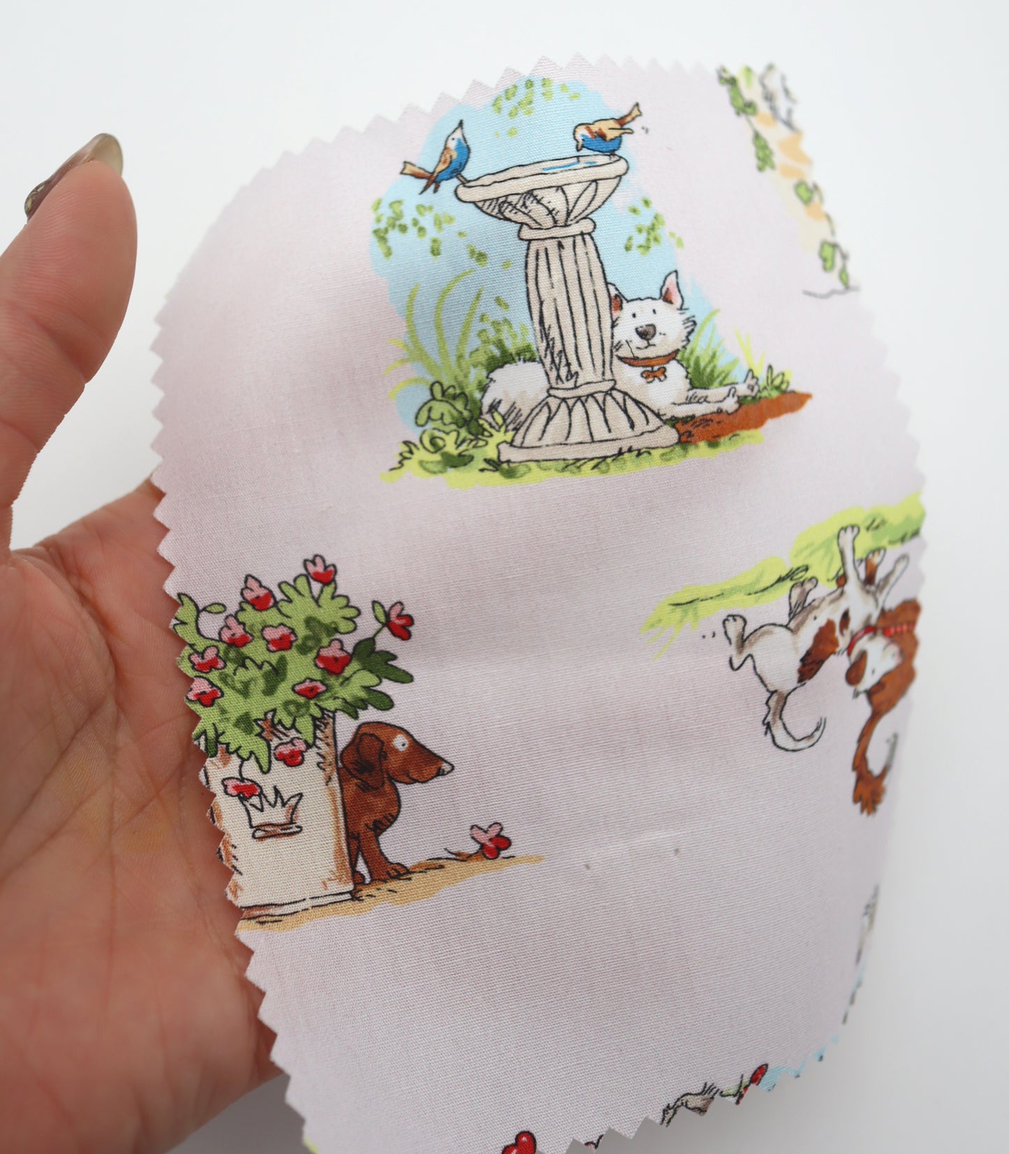 【25SS-254】お散歩ワンちゃんズプリント綿ローン　/0.5ｙあたり = ～850円