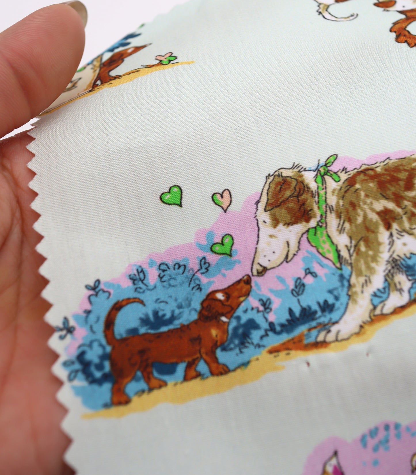 【25SS-254】お散歩ワンちゃんズプリント綿ローン　/0.5ｙあたり = ～850円