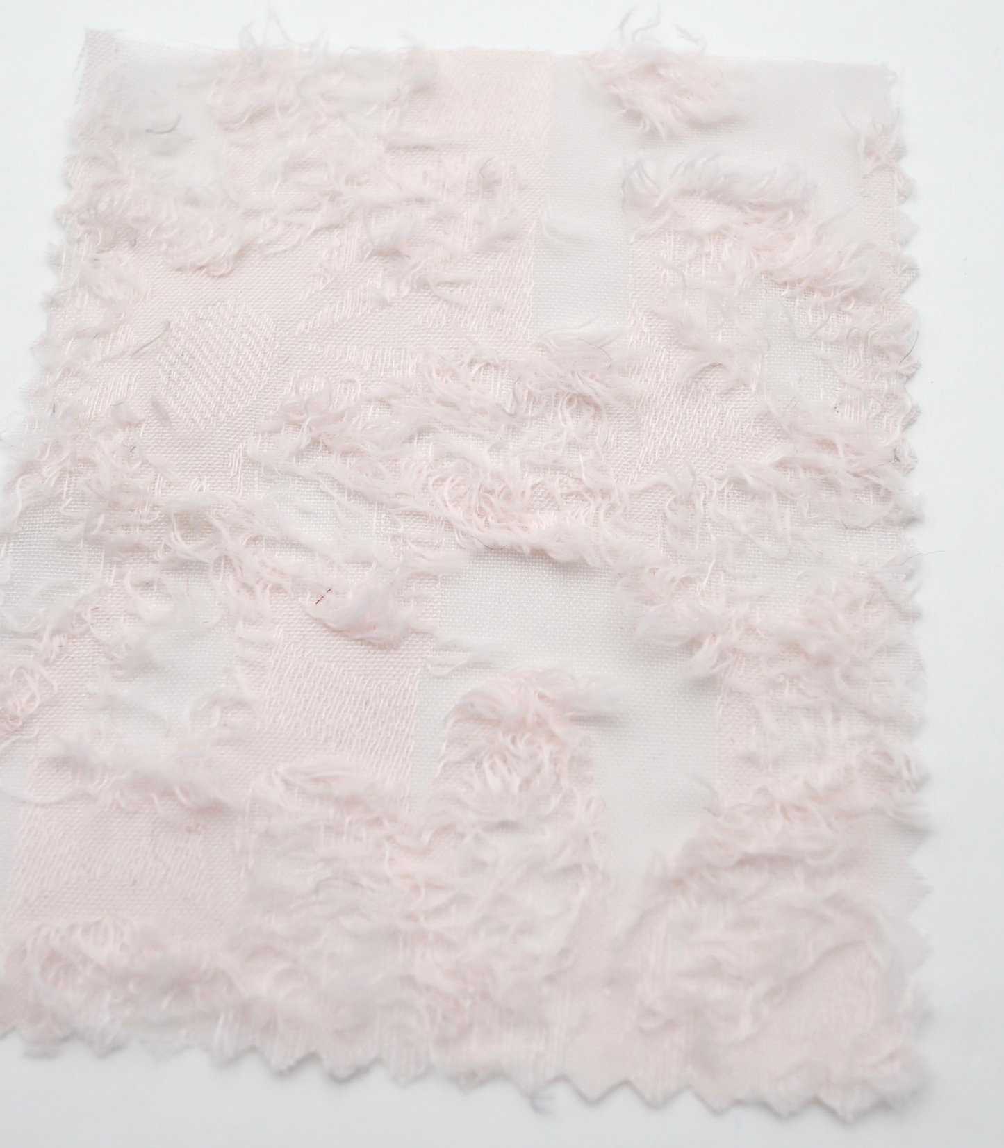 【25SS-305】花柄フリンジジャガードシフォン　/0.5ｙあたり = ～ 785円