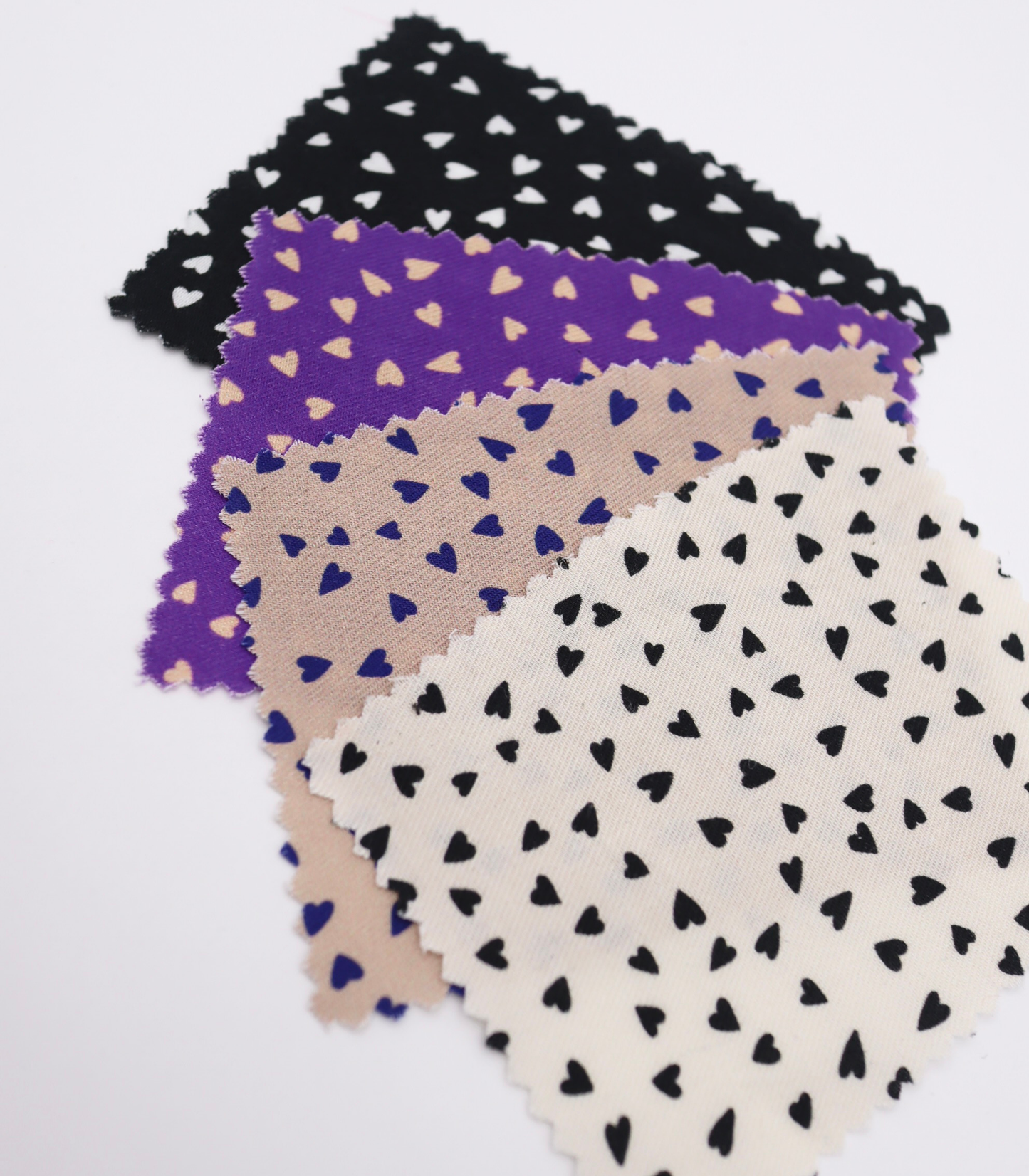 【25SS-047】ハートプリントツイル　/0.5ｙあたり=～885円