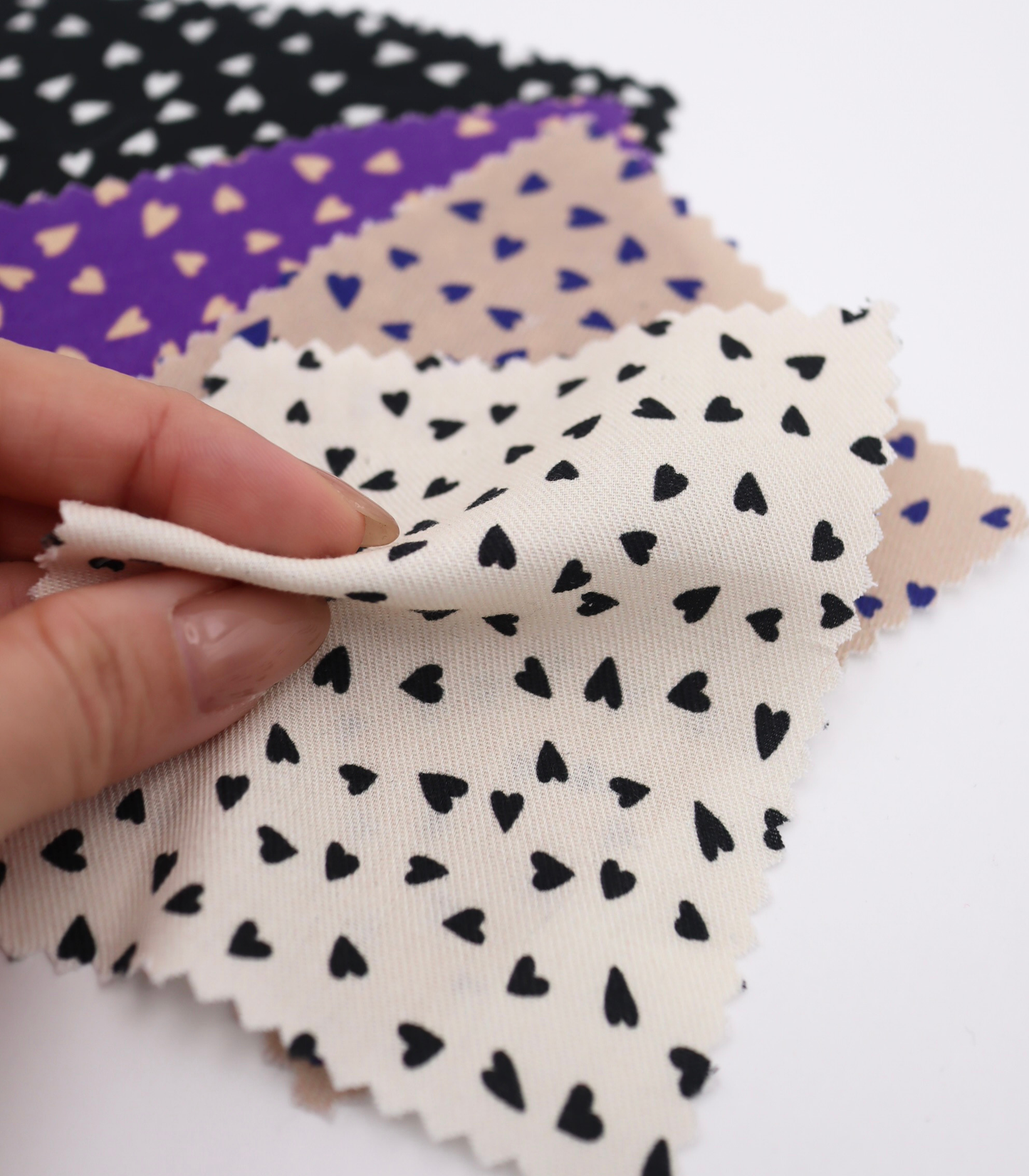 【25SS-047】ハートプリントツイル　/0.5ｙあたり=～885円