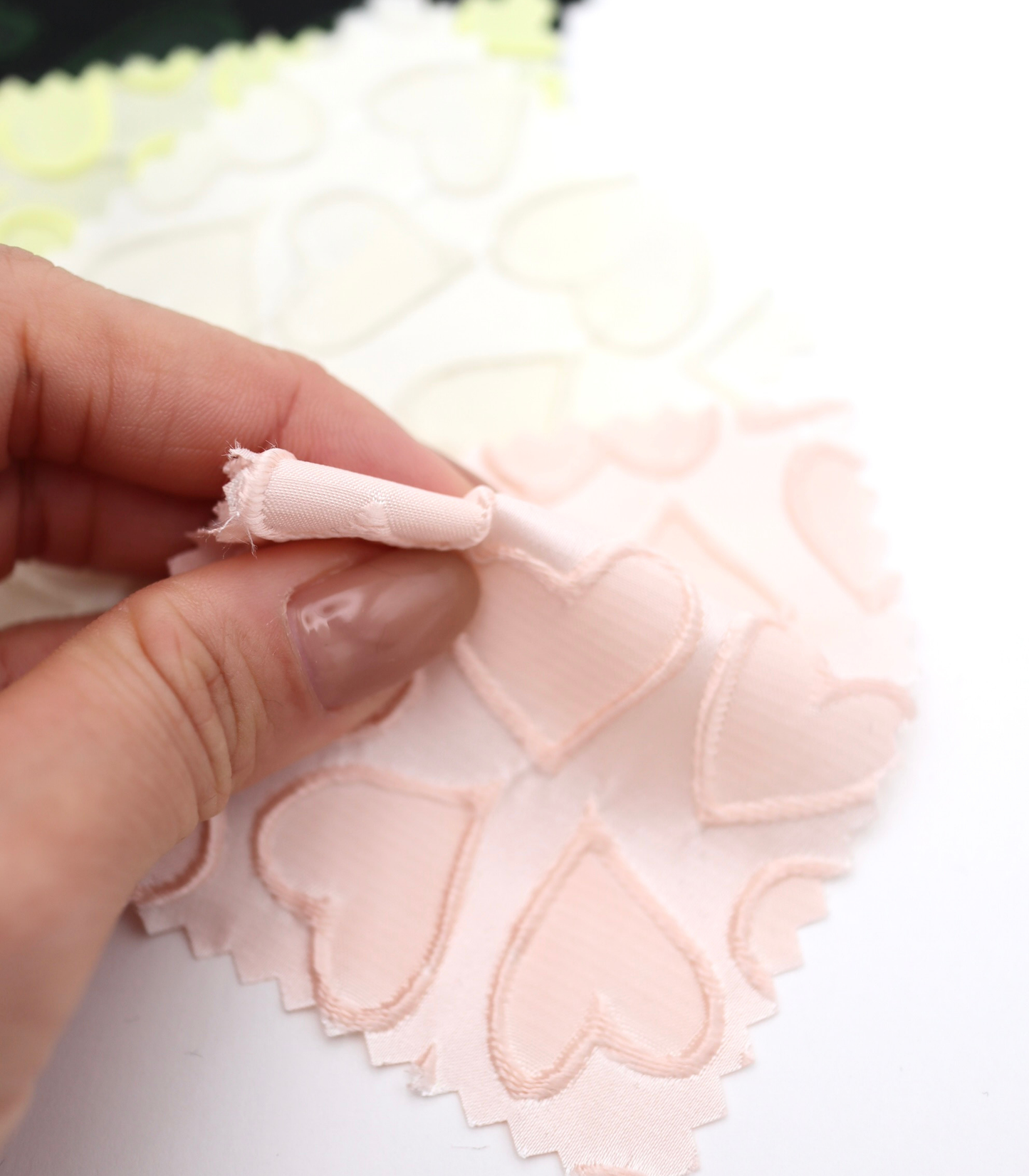 【25SS-041】ぷっくりハートジャガードサテン　/0.5ｙあたり=～865円