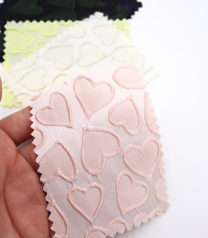 【25SS-041】ぷっくりハートジャガードサテン　/0.5ｙあたり=～865円