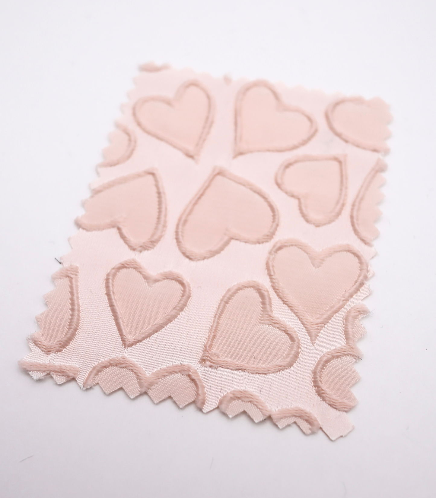 【25SS-041】ぷっくりハートジャガードサテン　/0.5ｙあたり=～865円