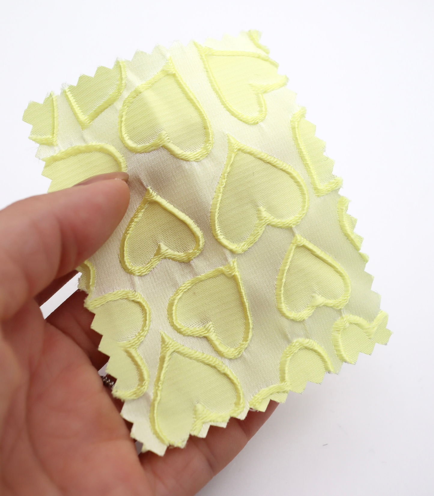 【25SS-041】ぷっくりハートジャガードサテン　/0.5ｙあたり=～865円