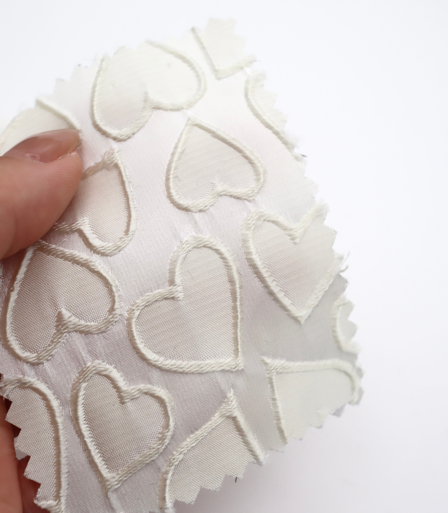 【25SS-041】ぷっくりハートジャガードサテン　/0.5ｙあたり=～865円