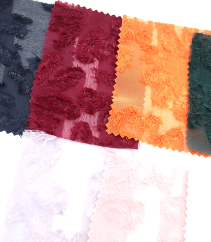 【25SS-305】花柄フリンジジャガードシフォン　/0.5ｙあたり = ～ 785円