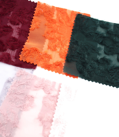 【25SS-305】花柄フリンジジャガードシフォン　/0.5ｙあたり = ～ 785円