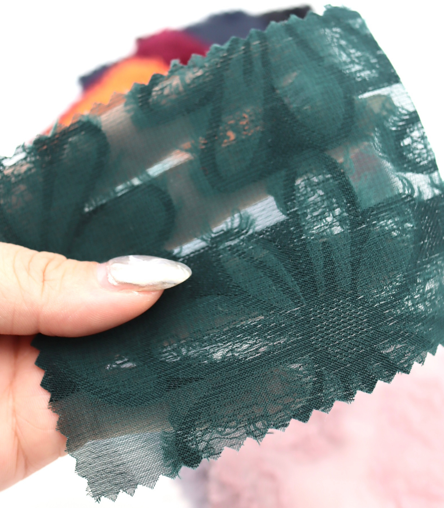 【25SS-305】花柄フリンジジャガードシフォン　/0.5ｙあたり = ～ 785円