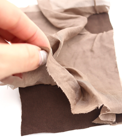 【25SS-211】ドットドッキング二重織ストレッチちりめん　/0.5ｙあたり = ～945円