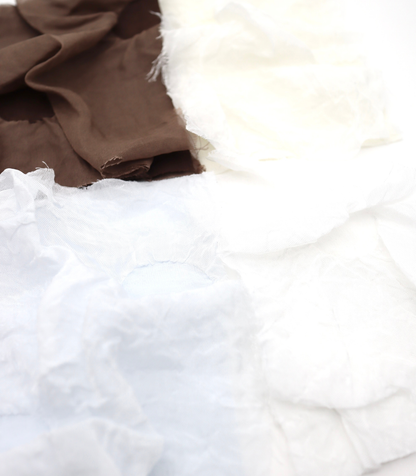 【25SS-211】ドットドッキング二重織ストレッチちりめん　/0.5ｙあたり = ～945円