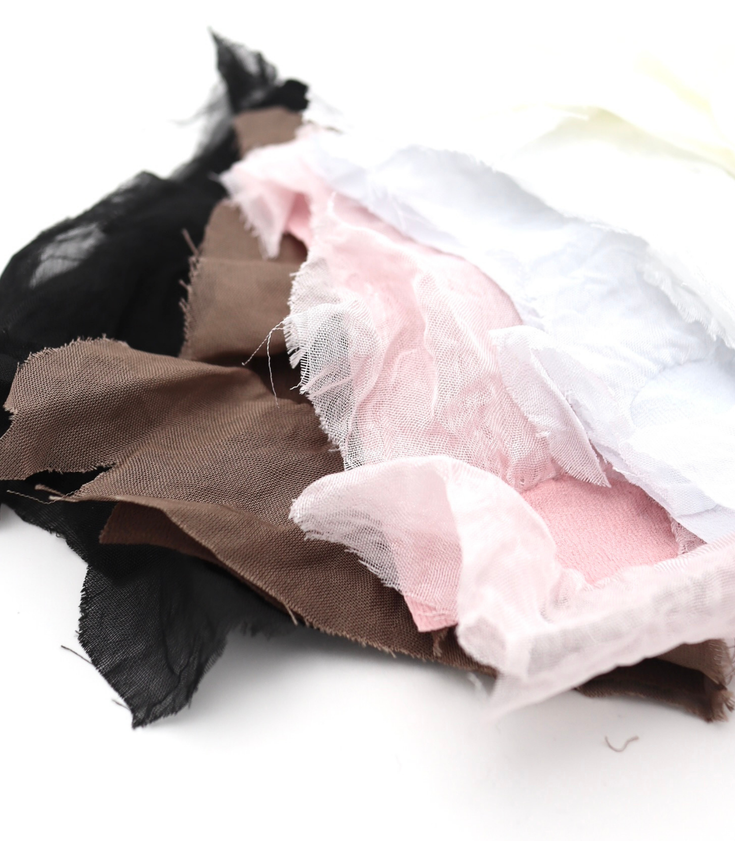 【25SS-211】ドットドッキング二重織ストレッチちりめん　/0.5ｙあたり = ～945円