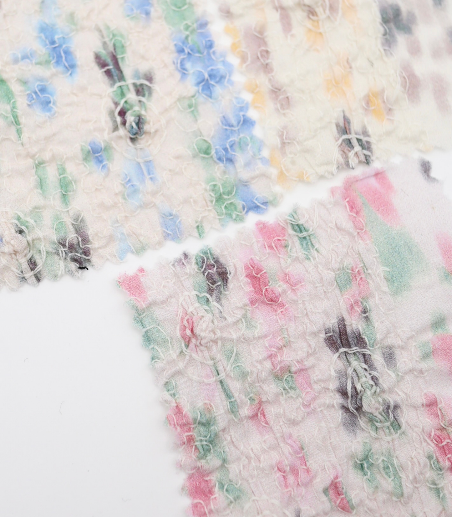 【25SS-206】シャーリング加工水彩風プリントローン　/0.5ｙあたり = ～1700円