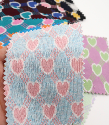 【25SS-020】ハート×チェックジャガード二重織りニット　/0.5ｙあたり=～1125円