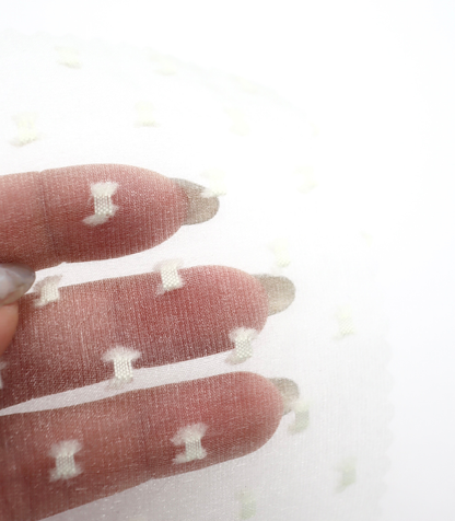 【25SS-375】フリンジドットジャガードシボオーガンジー　/0.5ｙあたり = ～715円