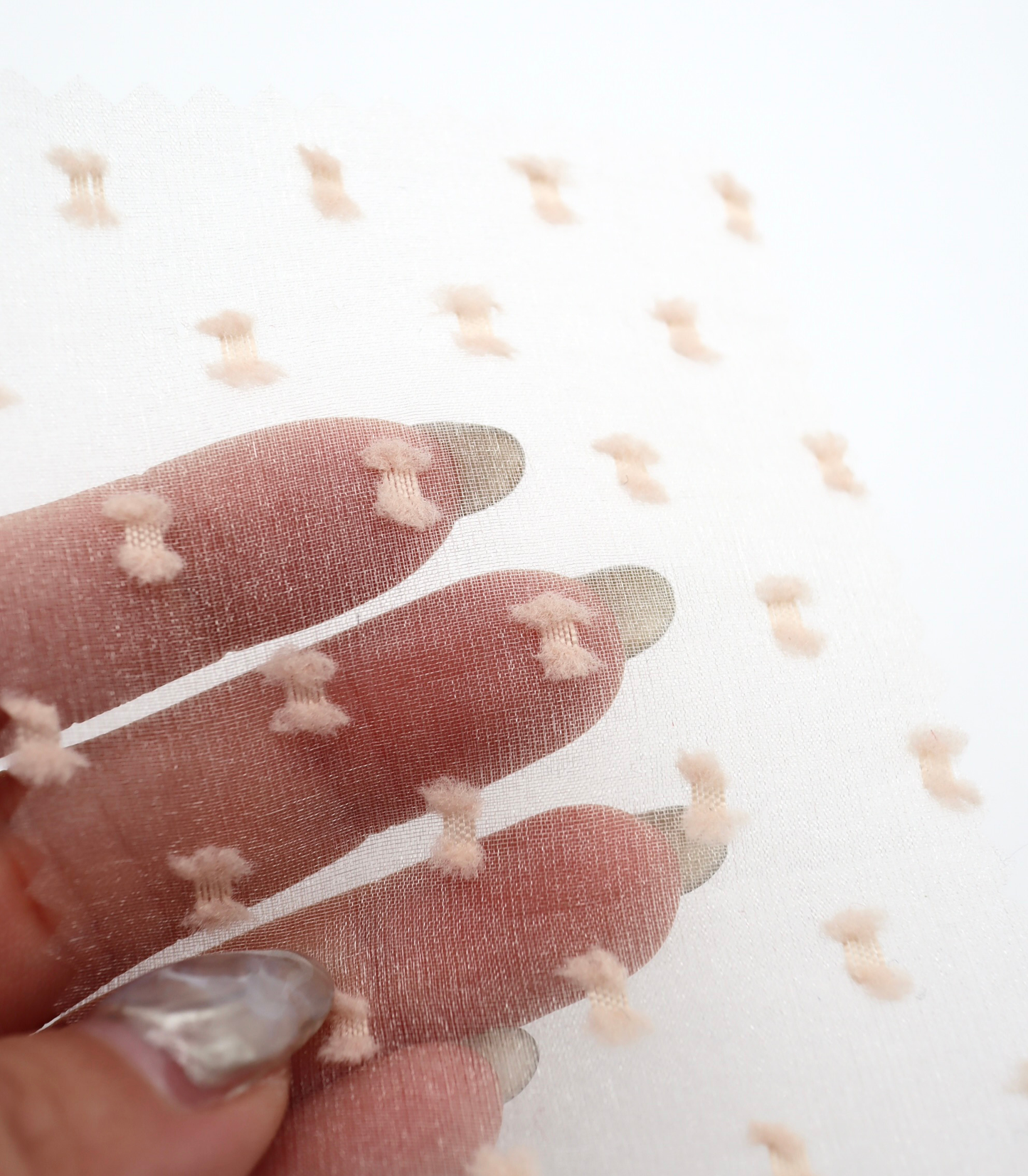 【25SS-375】フリンジドットジャガードシボオーガンジー　/0.5ｙあたり = ～715円