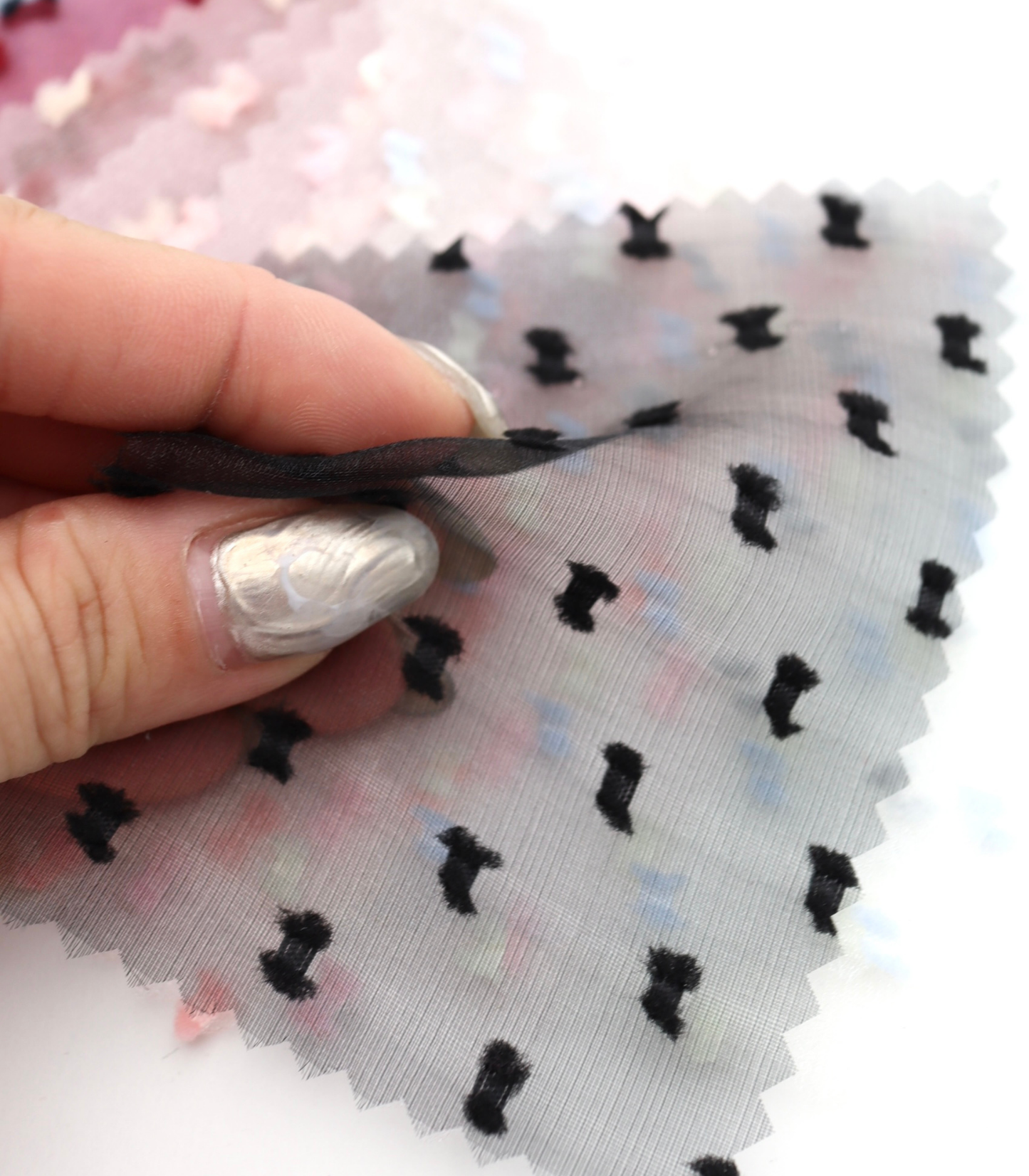 【25SS-375】フリンジドットジャガードシボオーガンジー　/0.5ｙあたり = ～715円