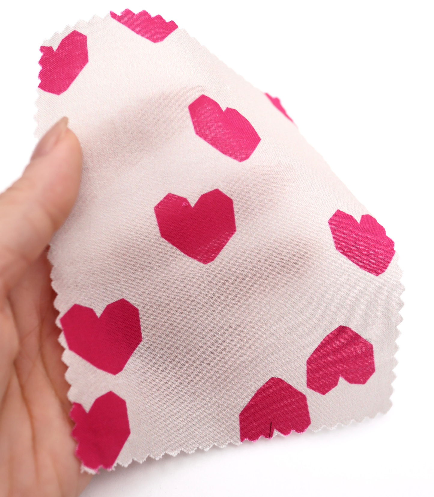 【25SS-046】ブロックハートプリント綿ローン　/0.5ｙあたり=～825円