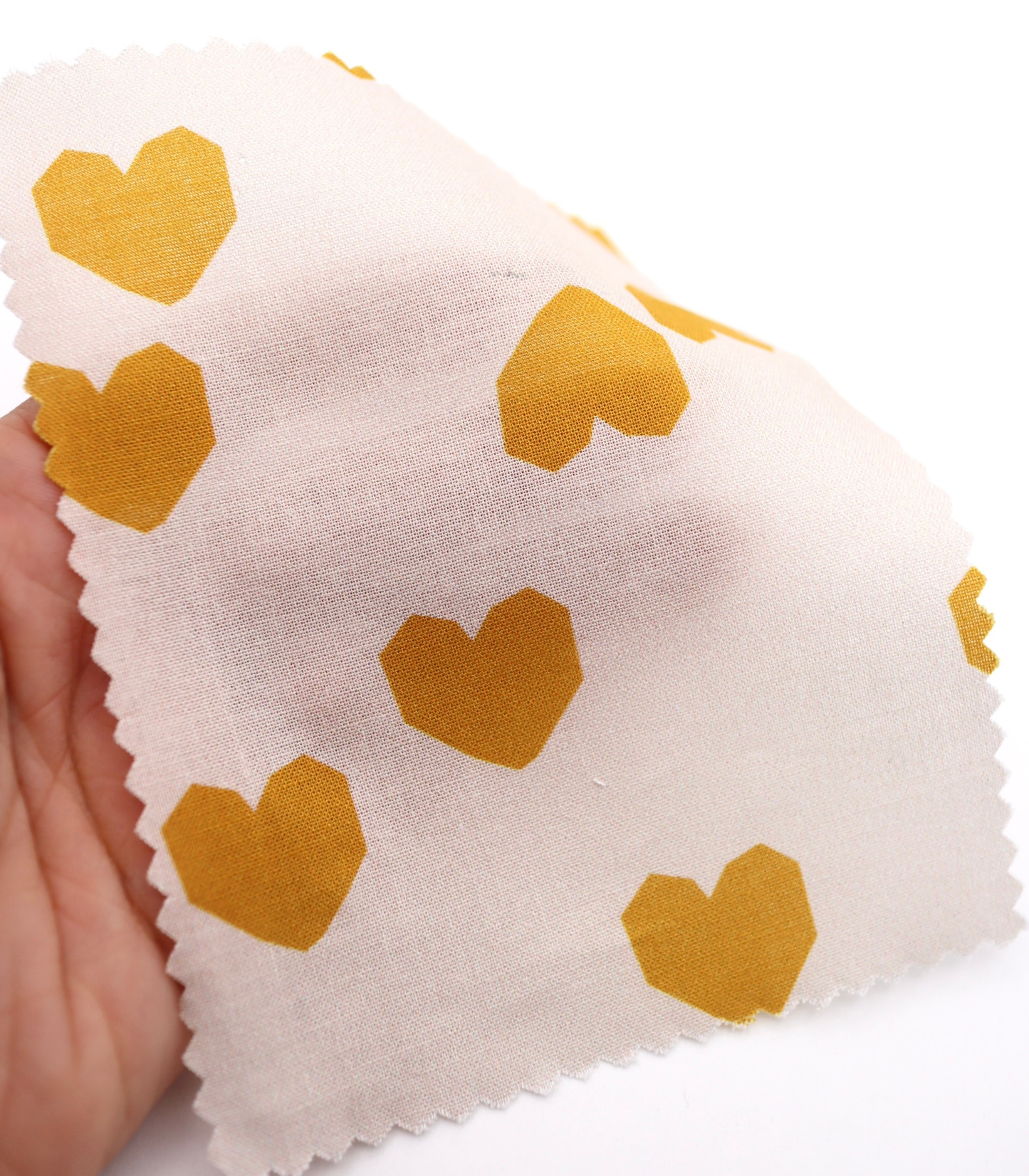 【25SS-046】ブロックハートプリント綿ローン　/0.5ｙあたり=～825円